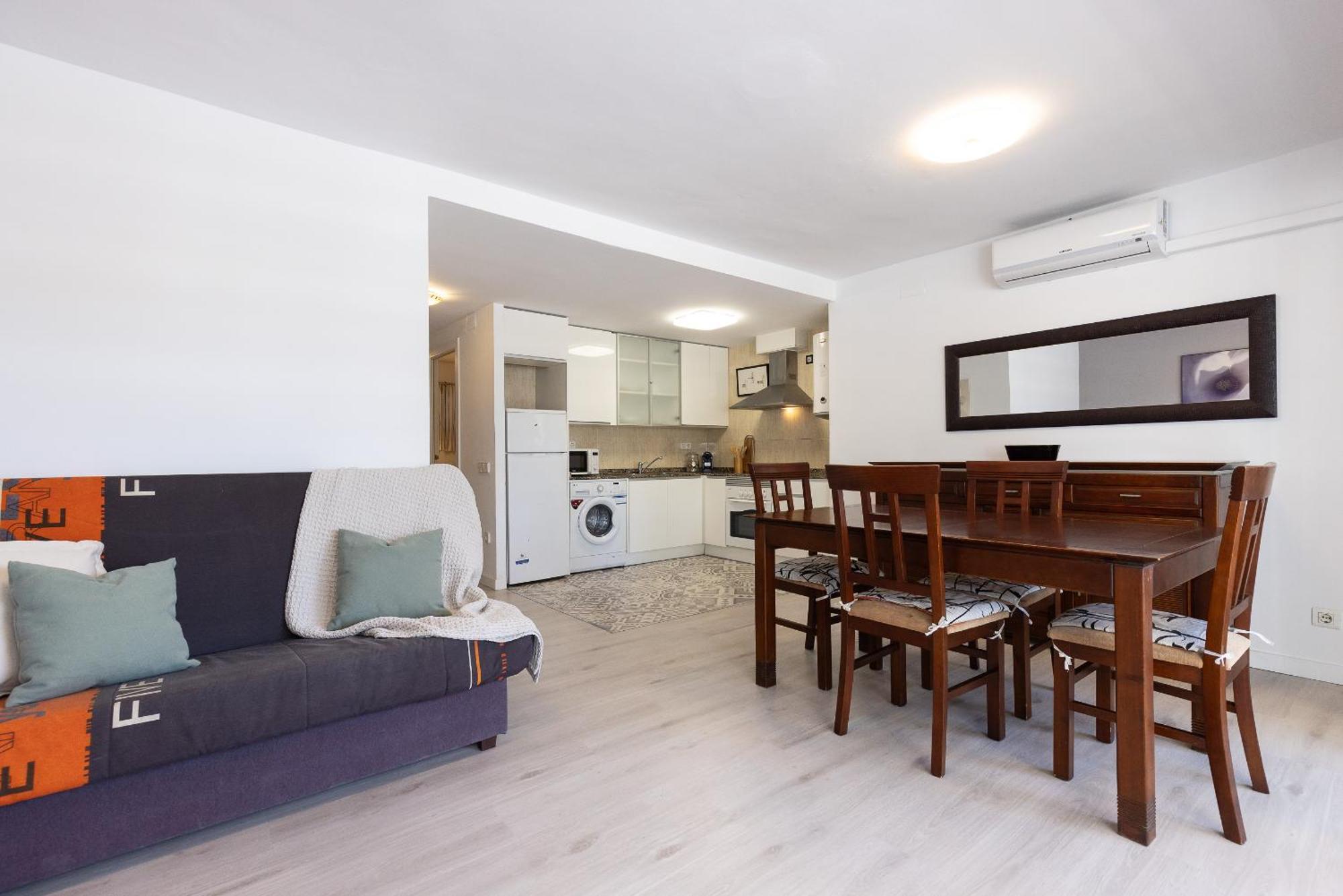 Uhc Rodas Apartments サロウ エクステリア 写真